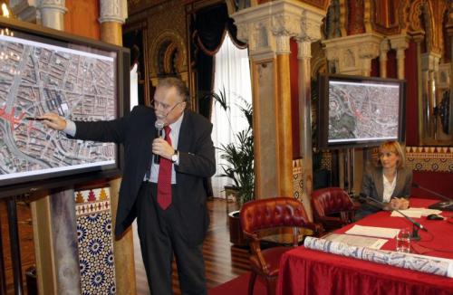Azkuna y López de Gereñu presentan el proyecto (Mireya López) Azkuna y López de Gereñu presentan el proyecto (Mireya López)