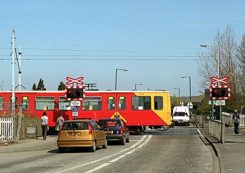Tyne&Wear_Metrotrain_on_level_crossing