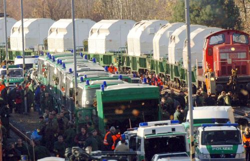 TREN CON RESIDUOS NUCLEARES