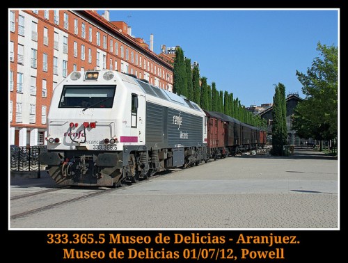 tren-fresa-con-locomotora-mercancias