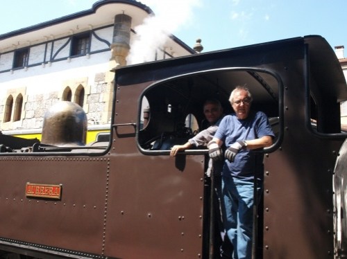 maquinistas-uruguayos-tren-vapor-museo-vasco-ferrocarril