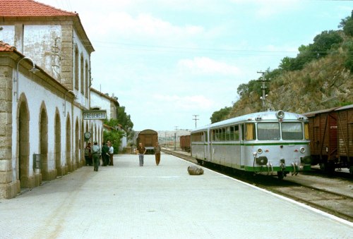 ferrobus-estacionado-en-fregeneda