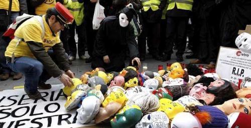 protesta-trabajadores-fgv-calles-valencia