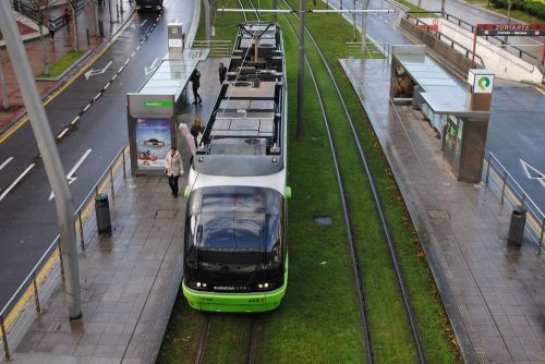 tranvia-parada-zubiarte-bilbao