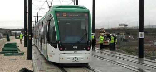 metro-unidades-en-prueba-en-granada00