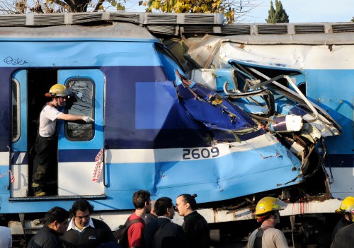 accidente-castelar-linea-sarmiento-argentina