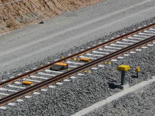 mas-balizas-asfa-trenes-espanoles