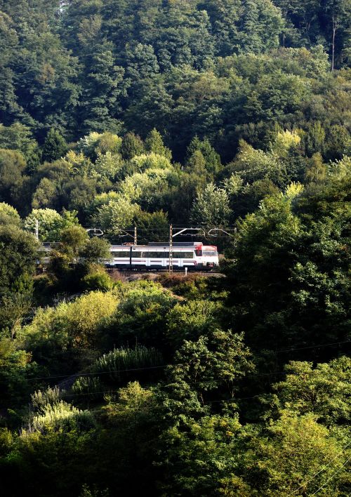 montefuerte-cercanias-renfeTOS BERNARDO CORRAL