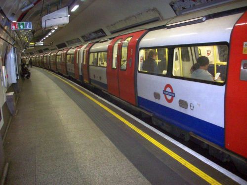 Tube_Azul_Londres