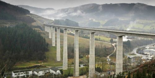 obras-y-vasca-viaducto-bergara-lobo-altuna
