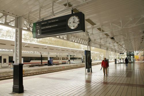 reloj-estacion-vitoria-jesus-andrade