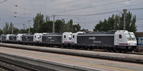 locomotoras-renfe-mercancias-253
