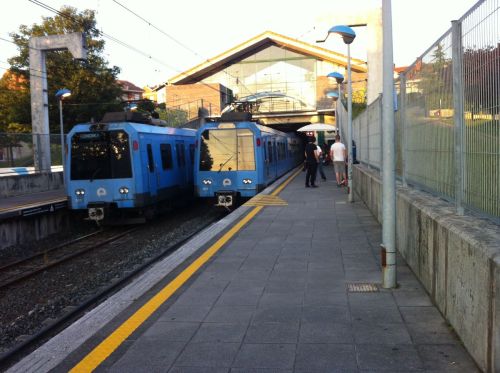 trenes-estacion-sondika-txorierri