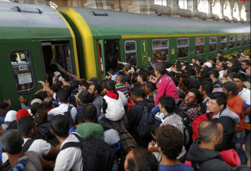 verguenza-trenes-refugidos-huida