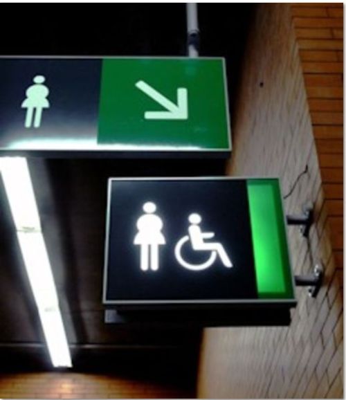 aseos-publicos-senaletica