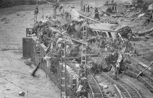 INUNDACIONES DEL 83-6