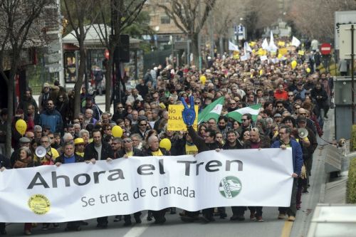 granada-manifestacion-defensa-ferrocarril